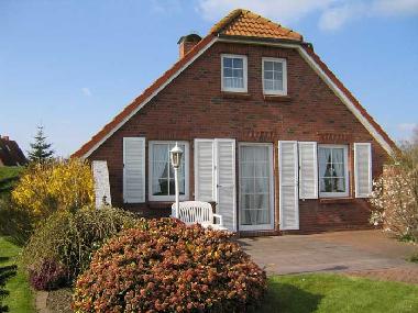 Sdansicht  - groe wind- und sichtgeschtzte Terrasse