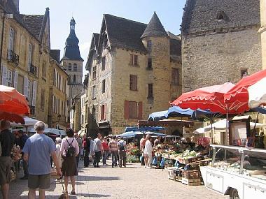 Ferienwohnung in Sarlat (Dordogne) oder Ferienwohnung oder Ferienhaus