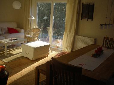 Wohnzimmer mit Essbereich
