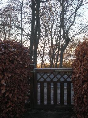 Gartent�r mit Seeblick