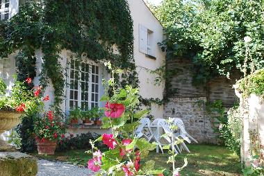 Pension in Velluire (Vend�e) oder Ferienwohnung oder Ferienhaus