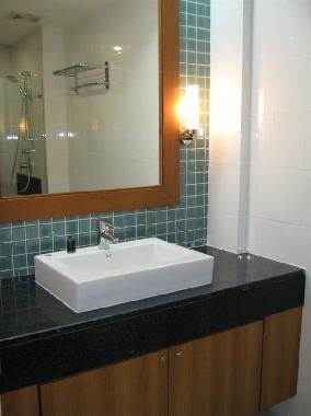 Badezimmer, tropisches Design