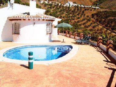 Ferienhaus in Almchar / Velez-Malaga (Mlaga) oder Ferienwohnung oder Ferienhaus