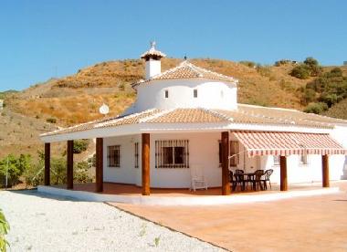 Ferienhaus in Almchar / Velez-Malaga (Mlaga) oder Ferienwohnung oder Ferienhaus