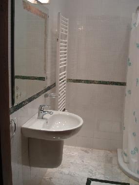 Dusche am Erdgeschoss