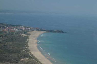 Ferienhaus in Praia da consola��o (Oeste) oder Ferienwohnung oder Ferienhaus