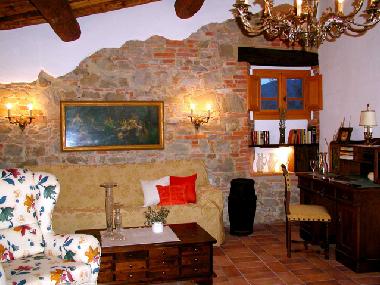 Wohnzimmer mit Auszieh-Sofa Olivaio