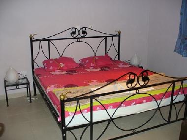 Doppelbett 180x190, Gesundheitsmatratze, Bettzeug