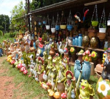 Der T�pfermarkt in Aregua
