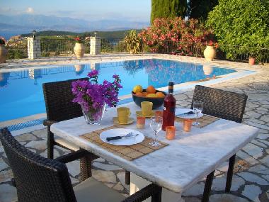 Ferienhaus in CORFU (Kerkyra) oder Ferienwohnung oder Ferienhaus