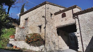 Das grosse Haus steht zum Verkauf