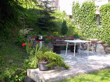 Grillecke im Garten