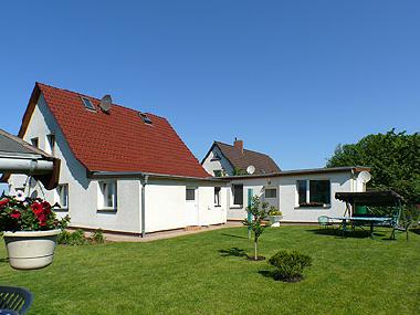 Ferienwohnung in Altenkirchen/Drewoldke (Ostsee-Inseln) oder Ferienwohnung oder Ferienhaus
