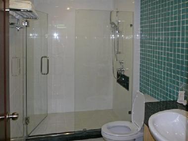 Nettes gro�es Dusche-Zimmer