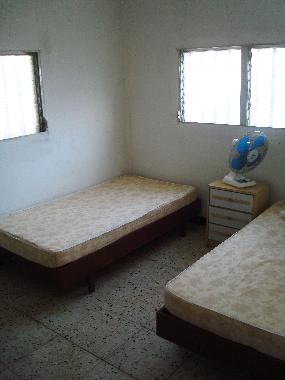 1. Zimmer Erdgescho�