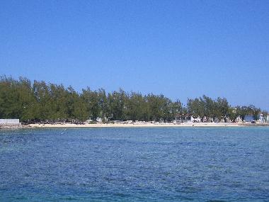 Beach in 2 Min walking distance from Cottage