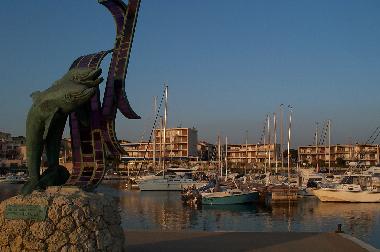 Andere Seite des Hafens