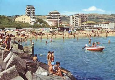 Ferienwohnung in Roseto degli Abruzzi (Teramo) oder Ferienwohnung oder Ferienhaus