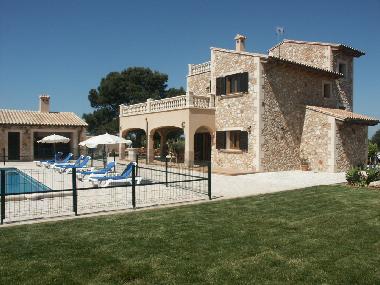Ferienhaus in Ses Salines (Mallorca) oder Ferienwohnung oder Ferienhaus