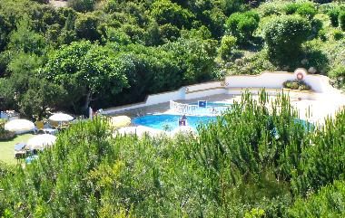 Pool in der Nhe des Meeres (ebenfalls mit Kinderbecken)