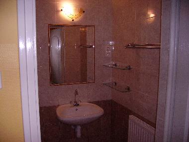 2.Apartman bathroom- badezimmer