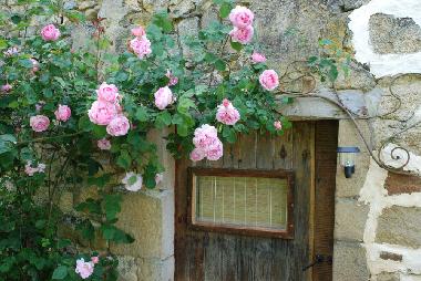 Ferienhaus in St Julien La Geneste (Puy-de-D�me) oder Ferienwohnung oder Ferienhaus