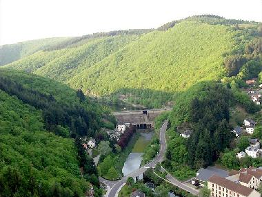 Zufahrt zum Stausee Vianden