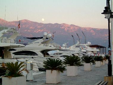 Ferienwohnung in BUDVA (Montenegro) oder Ferienwohnung oder Ferienhaus
