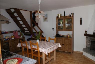 Haus Camelia, der Essbereich in der Wohnk�che