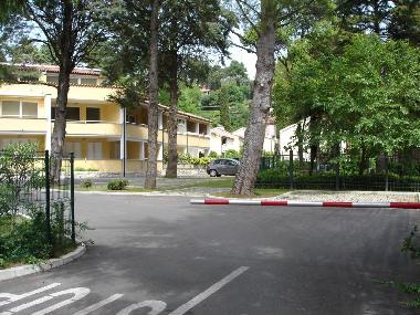 Einfahrt zum Parkplatz