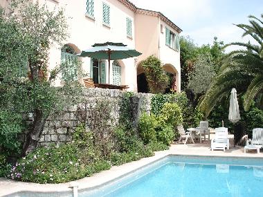 Ferienhaus in Grasse (Alpes-Maritimes) oder Ferienwohnung oder Ferienhaus