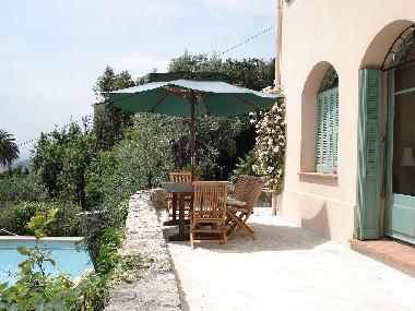 Ferienhaus in Grasse (Alpes-Maritimes) oder Ferienwohnung oder Ferienhaus