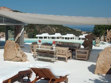 Veranda mit Sonnenliegen