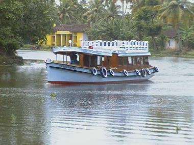 Boot in KOTTAYAM (Kerala) oder Ferienwohnung oder Ferienhaus