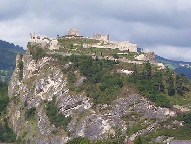 Griffner Schlossberg mit Burg