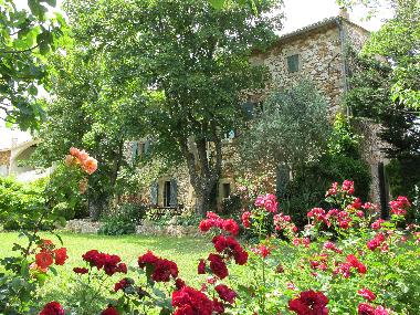 Ferienhaus in La Capelle-Masmol�ne (Gard) oder Ferienwohnung oder Ferienhaus