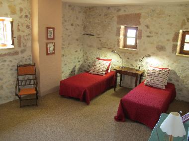 Ferienhaus in La Capelle-Masmol�ne (Gard) oder Ferienwohnung oder Ferienhaus