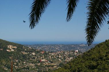 Ferienhaus in CABRIS (Alpes-Maritimes) oder Ferienwohnung oder Ferienhaus