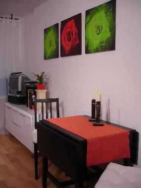Esstisch fr 2 Personen
