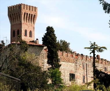 Ferienwohnung in Montecalvo Versiggia (Pavia) oder Ferienwohnung oder Ferienhaus