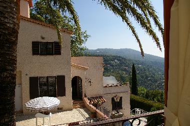 Ferienhaus in CABRIS (Alpes-Maritimes) oder Ferienwohnung oder Ferienhaus