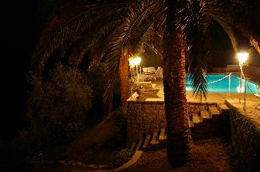 Ferienhaus in CABRIS (Alpes-Maritimes) oder Ferienwohnung oder Ferienhaus