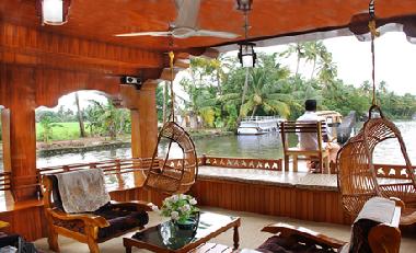 Boot in Kottayam (Kerala) oder Ferienwohnung oder Ferienhaus