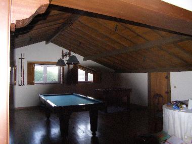 1 Etage billardtisch & kickertisch