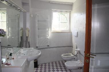 Villa in Sermoneta (Latina) oder Ferienwohnung oder Ferienhaus