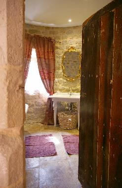 Schloss / Burg in Versols et Lapeyre (Aveyron) oder Ferienwohnung oder Ferienhaus