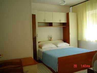 Ferienhaus in Insel-Rab (Primorsko-Goranska) oder Ferienwohnung oder Ferienhaus