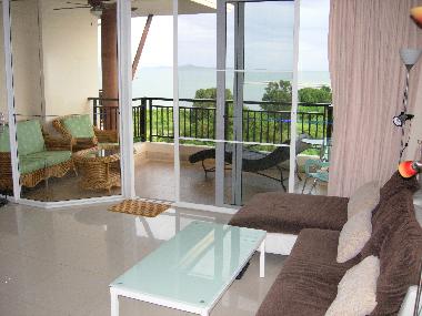 Wohnzimmer und herrlichem Meerblick