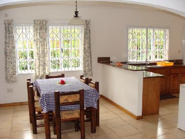 Ferienhaus in Beau Vallon (Beau Vallon) oder Ferienwohnung oder Ferienhaus
