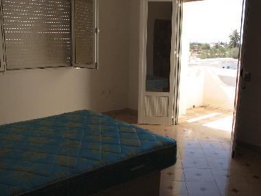 Schlafzimmer 1. OG mit Balkon